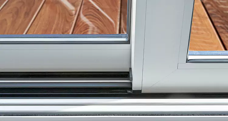Patio Doors Leaking Water Issue Repair Services in Florida Ridge, FL
