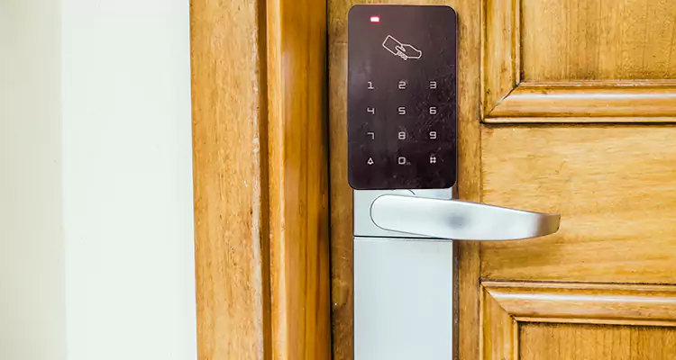 Keyless Hotel Door Locks Repair in Florida Ridge, FL