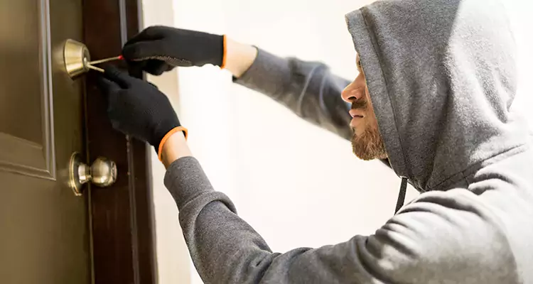 Emergency Motel Lock Repairs—Available 24/7 in Florida Ridge, FL
